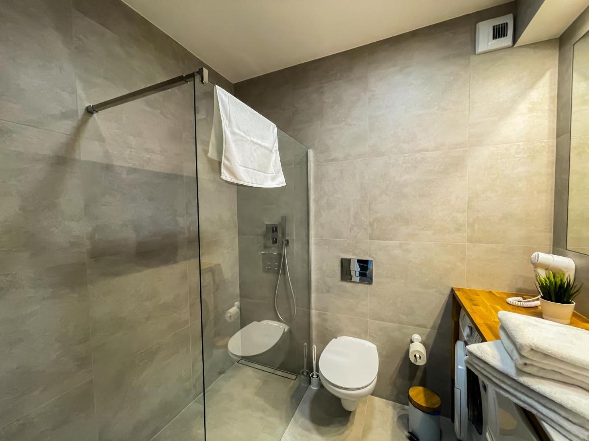 Baltic Comfort Spa Apartment With Free Pool, Saunas & Fitness - Kasprowicza 20 Kolobrzeg Exterior photo
