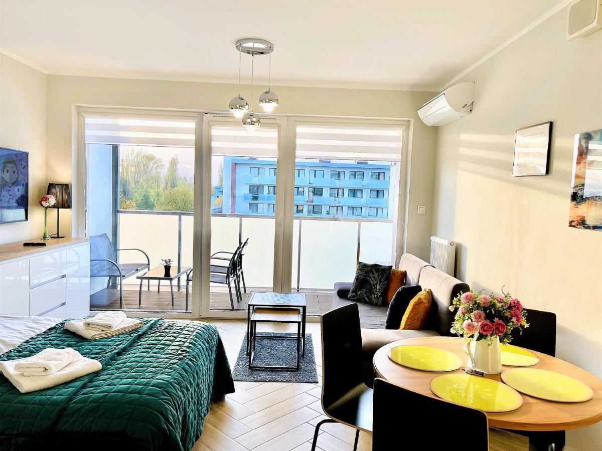 Baltic Comfort Spa Apartment With Free Pool, Saunas & Fitness - Kasprowicza 20 Kolobrzeg Exterior photo