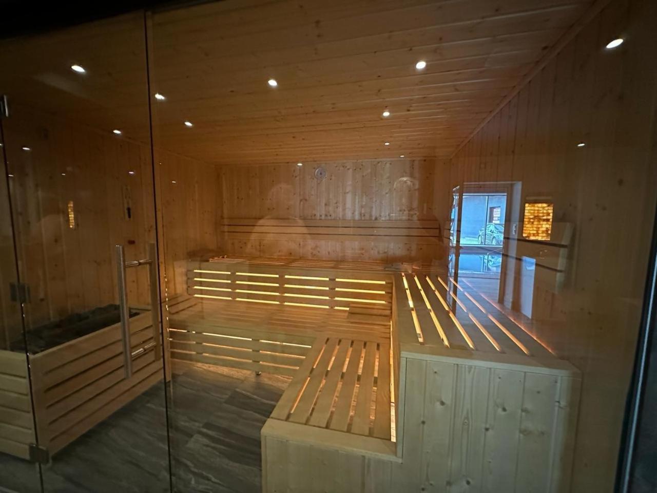 Baltic Comfort Spa Apartment With Free Pool, Saunas & Fitness - Kasprowicza 20 Kolobrzeg Exterior photo