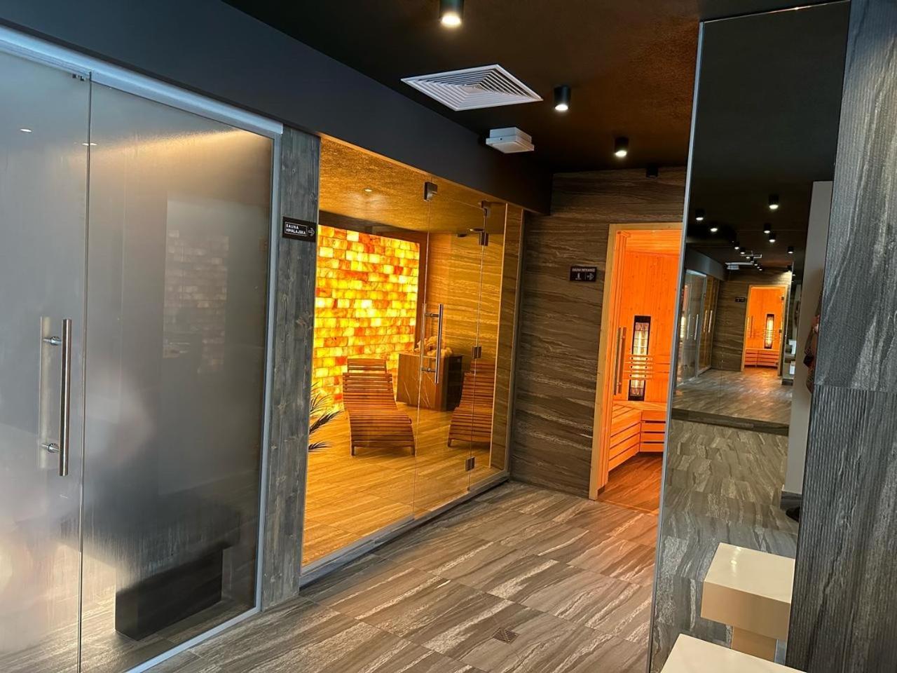 Baltic Comfort Spa Apartment With Free Pool, Saunas & Fitness - Kasprowicza 20 Kolobrzeg Exterior photo