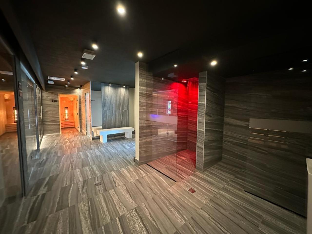 Baltic Comfort Spa Apartment With Free Pool, Saunas & Fitness - Kasprowicza 20 Kolobrzeg Exterior photo